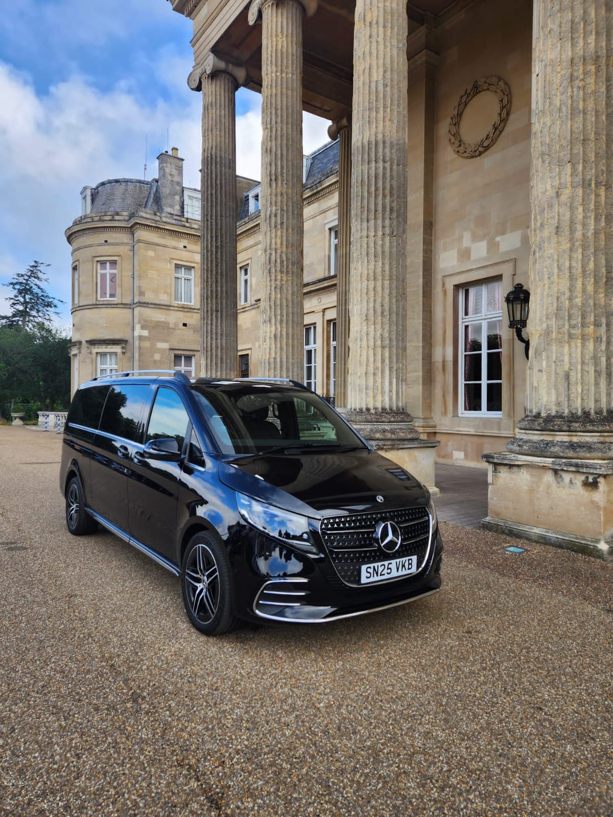 Mercedes-Benz V-Class chauffeur vehicle